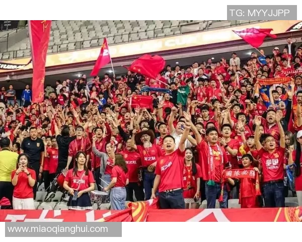 足球球星为何如此热爱中国队背后的深层原因与情感纽带 足球球星为何如此热爱中国队背后的深层原因与情感纽带